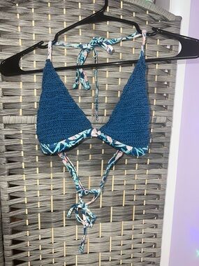 SO Teal and Navy Floral-Trim Bikini Top